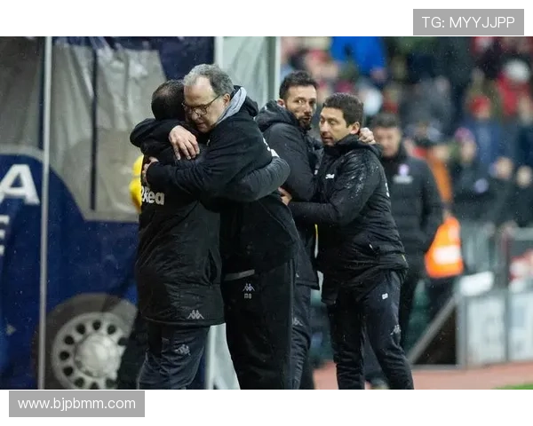 以利兹联俱乐部的辉煌历史与未来发展为主题的全面分析与展望 以利兹联俱乐部的辉煌历史与未来发展为主题的全面分析与展望