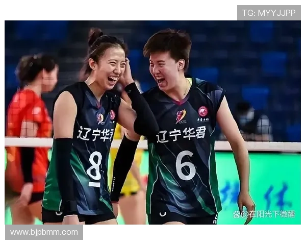 中国女排力克劲敌强势晋级四强展现团队拼搏精神与技战术优势