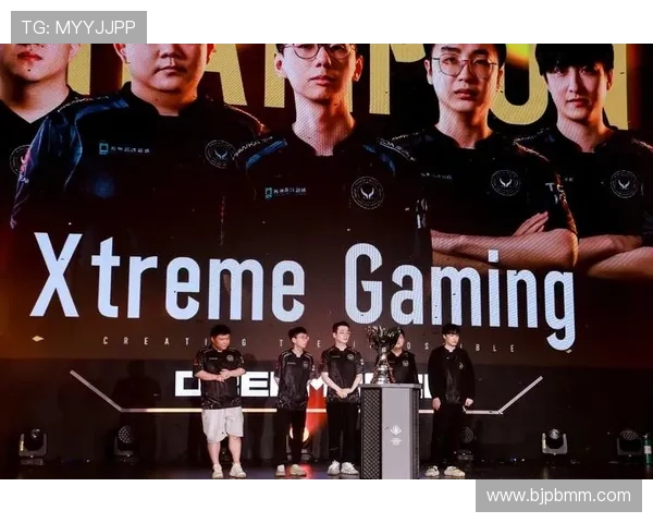 《电竞行业迎来新变革 各大战队争夺全球冠军宝座》