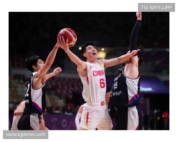 中国男篮逆袭战胜韩国晋级亚洲杯四强 展现强大团队精神