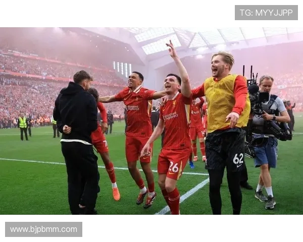 百年红军精神与现代足球革新中的利物浦俱乐部崛起之路传奇传承篇