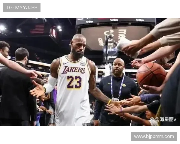 詹姆斯带领湖人逆转取胜引发西部季后赛格局新变化联盟关注动向